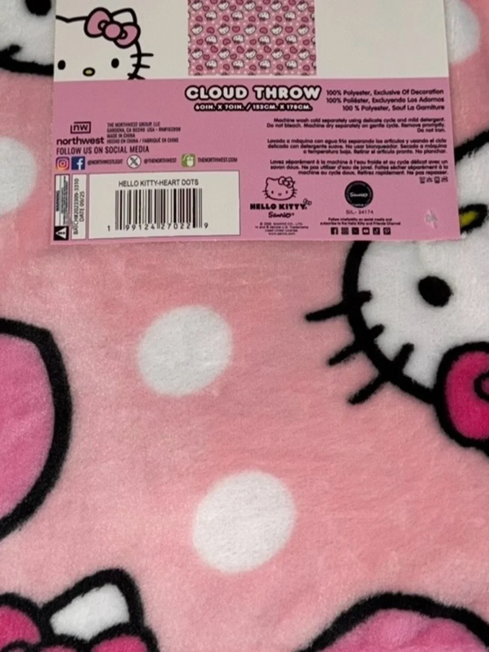 Hello Kitty Pink Hearts and Polka Dots Oversized Cloud Throw Blanket